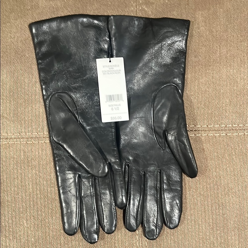 Black Leather Gloves